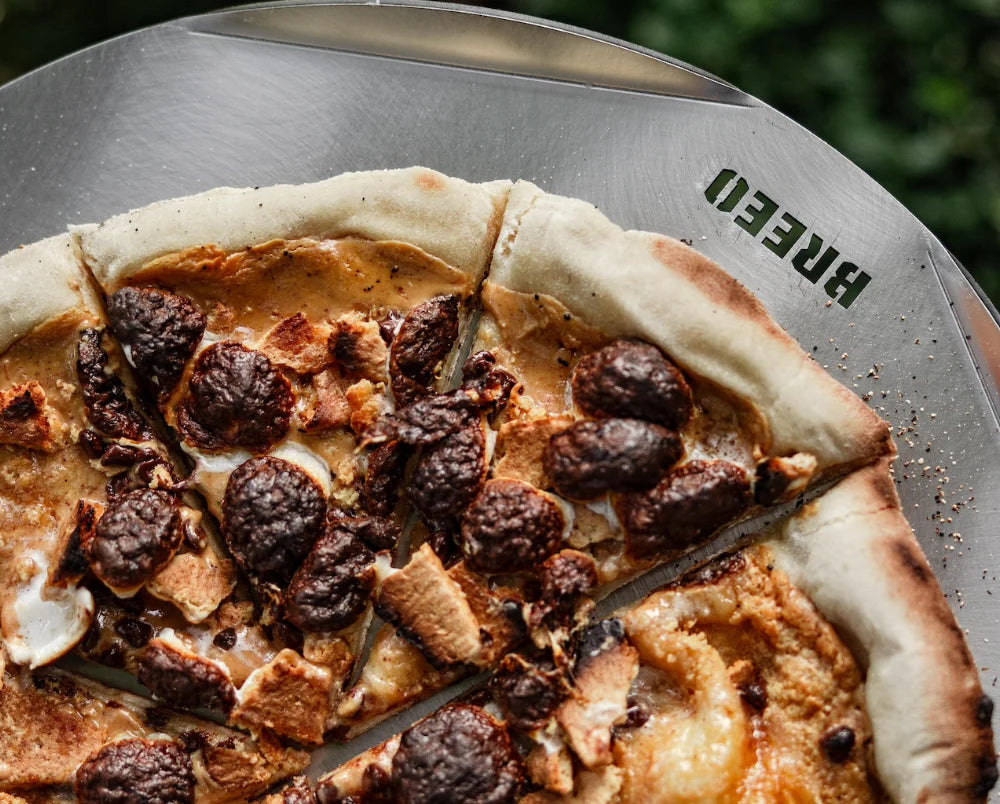 pizza on breeo pizza tray