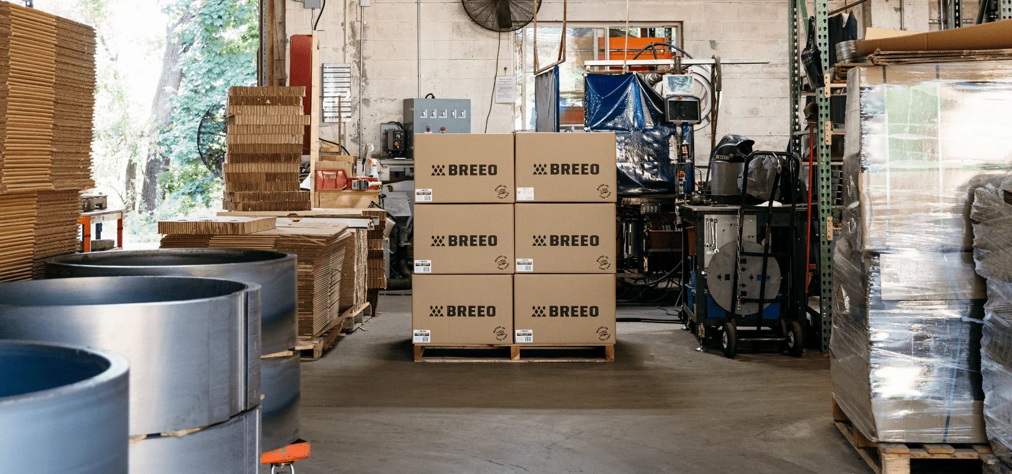 Breeo Boxes in warehouse
