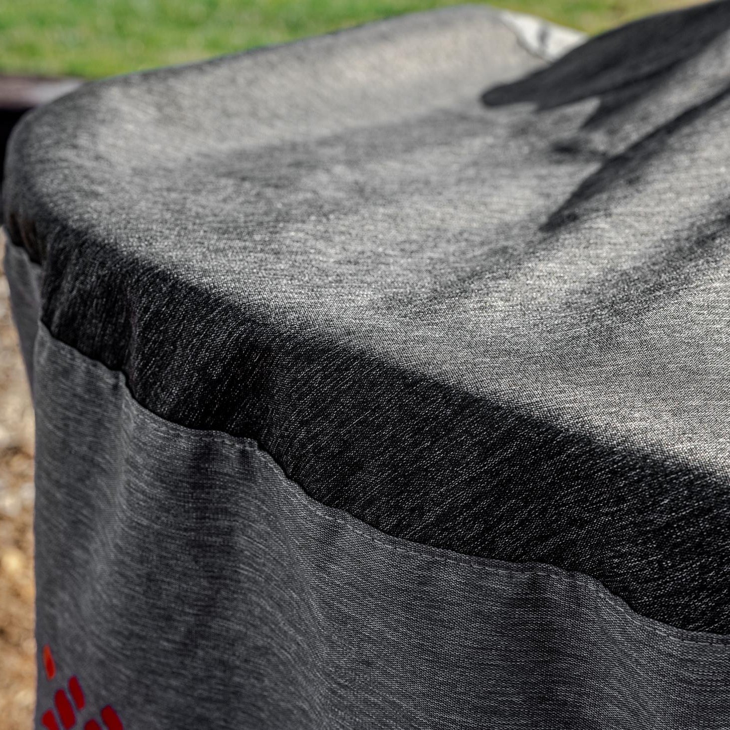 This is an image that shows the material and color of the pizza oven cover