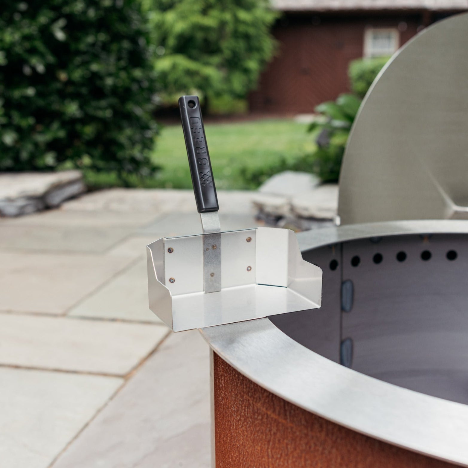 Breeo Ash Shovel