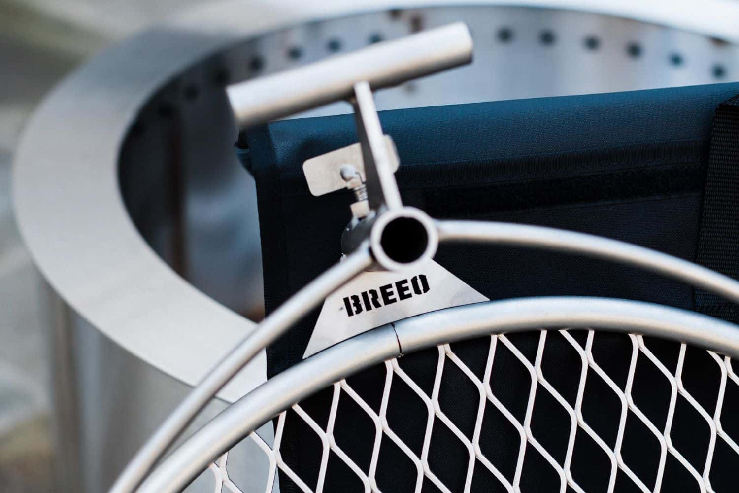 An image of the handle on an Outpost grill 